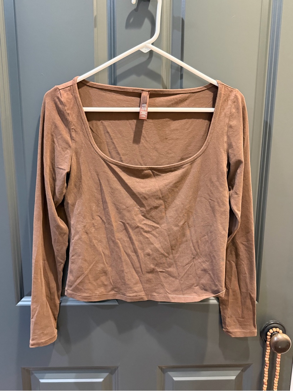SKIMS Women’s L Brown Scoop Neck Long Sleeve Stretch Cotton Top NWOT